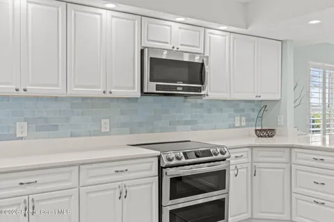 $579,000 | 660 South Brevard Avenue, Unit 1511, Cocoa Beach, FL 32931