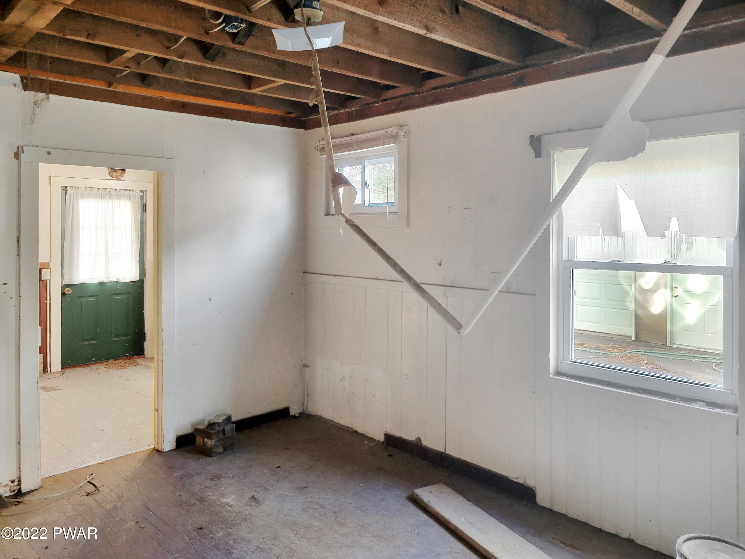 952 Main Street Newfoundland, PA 18445 - Photo 12 of 19