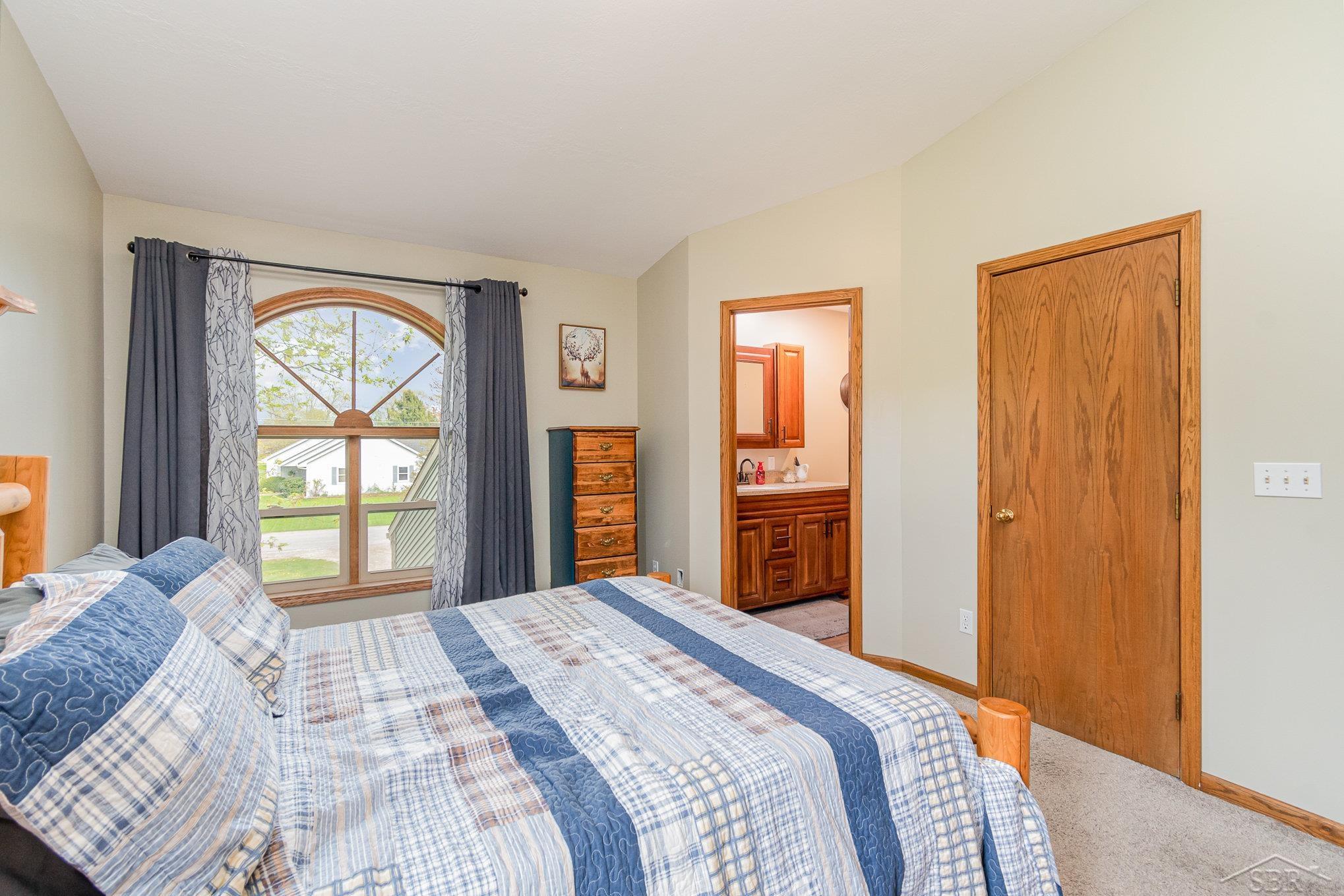 8485 North Gleaner Road Freeland, MI 48623 - Photo 11 of 26