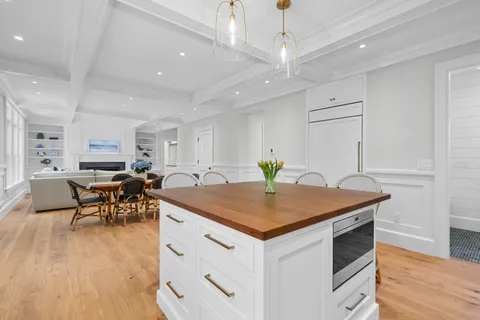 $3,850,000 | 287 Cedar Street, Chatham, MA 02633
