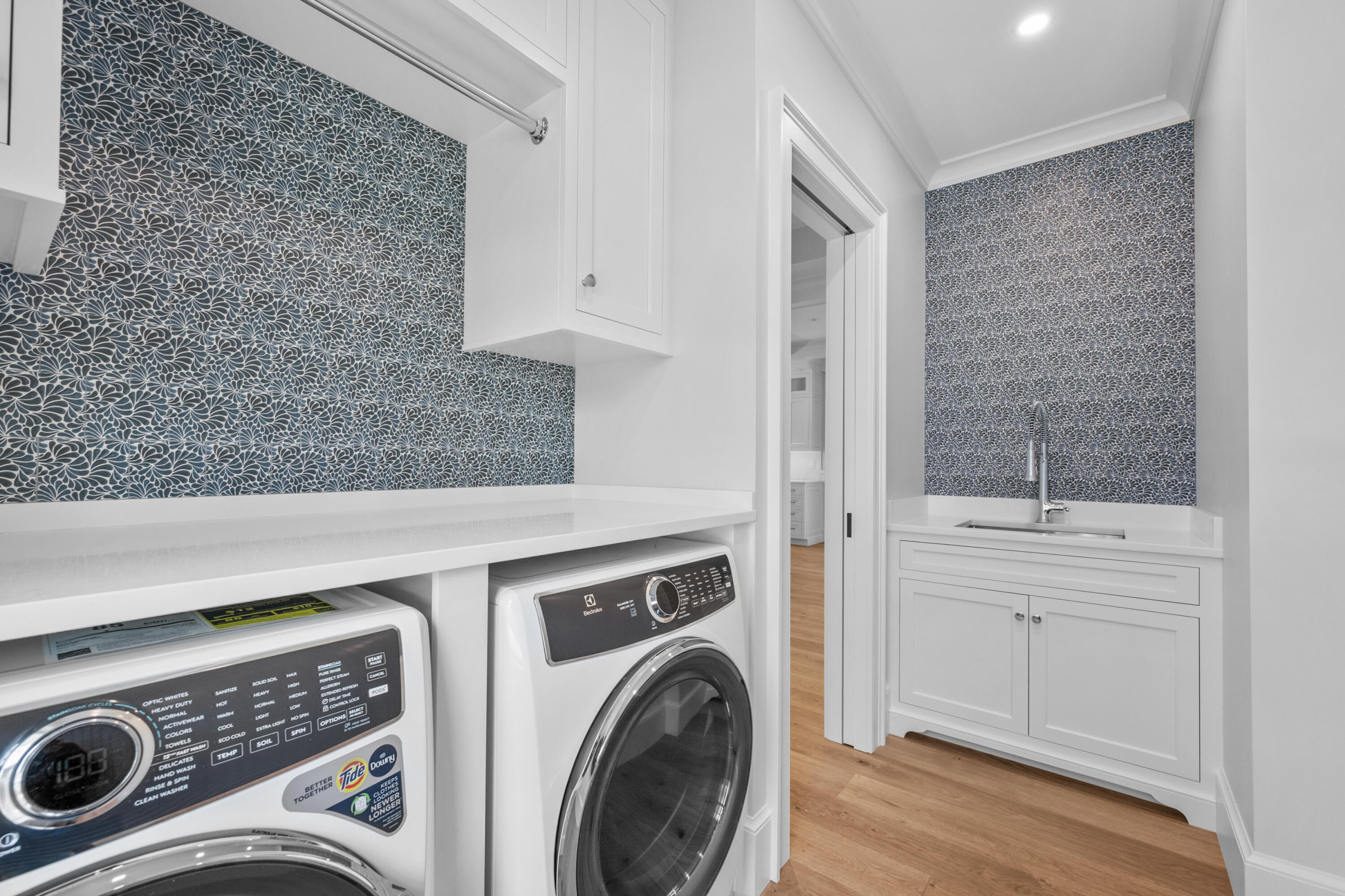 287 Cedar Street Chatham, MA 02633 - Photo 24 of 64 Laundry Room