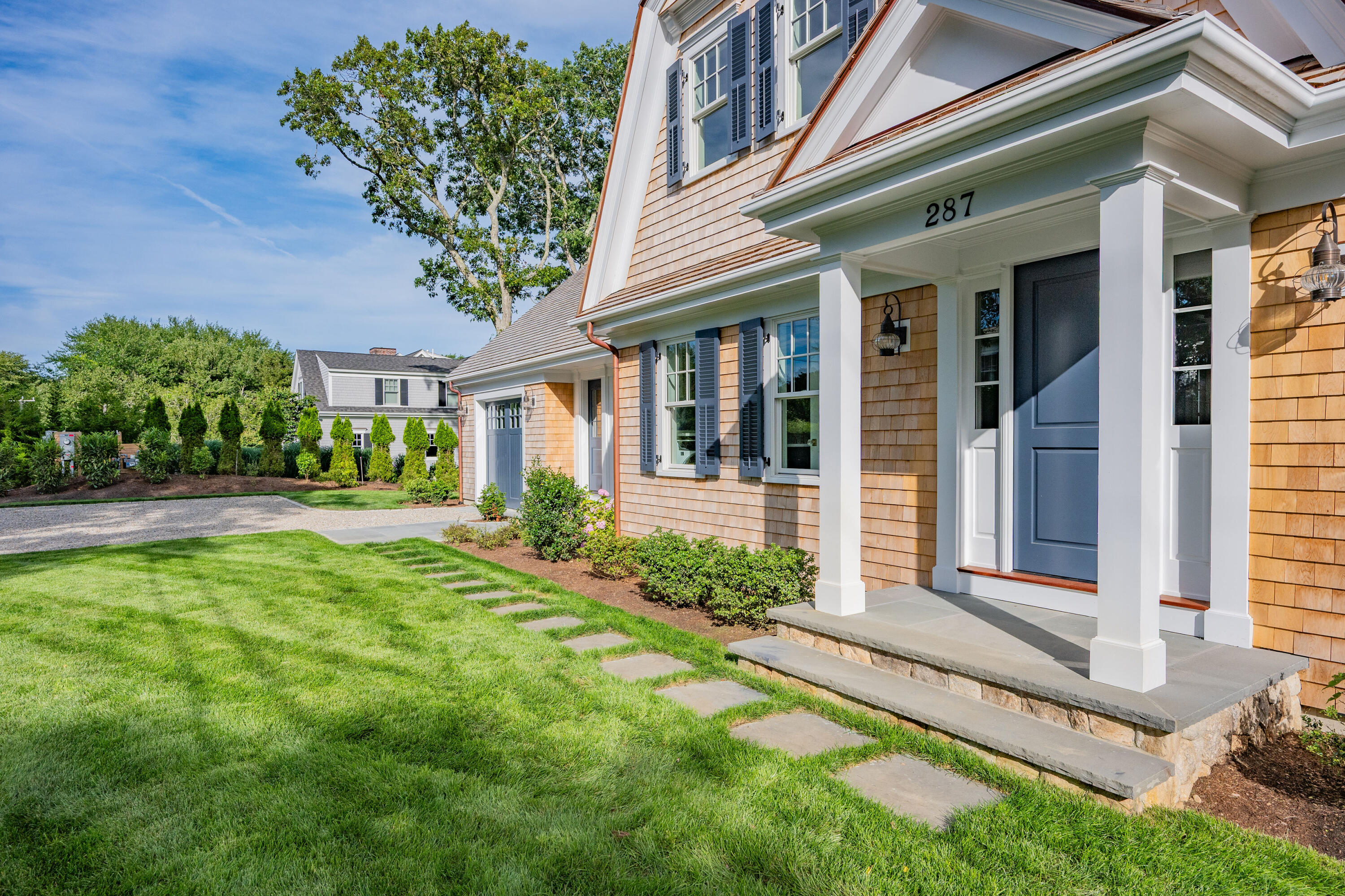 287 Cedar Street Chatham, MA 02633 - Photo 6 of 64 Entry