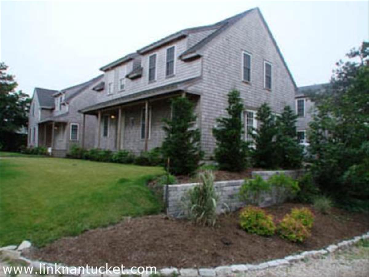 8 1st Way Nantucket, MA 02554 - Photo 1 of 16 Gallery Image 1
