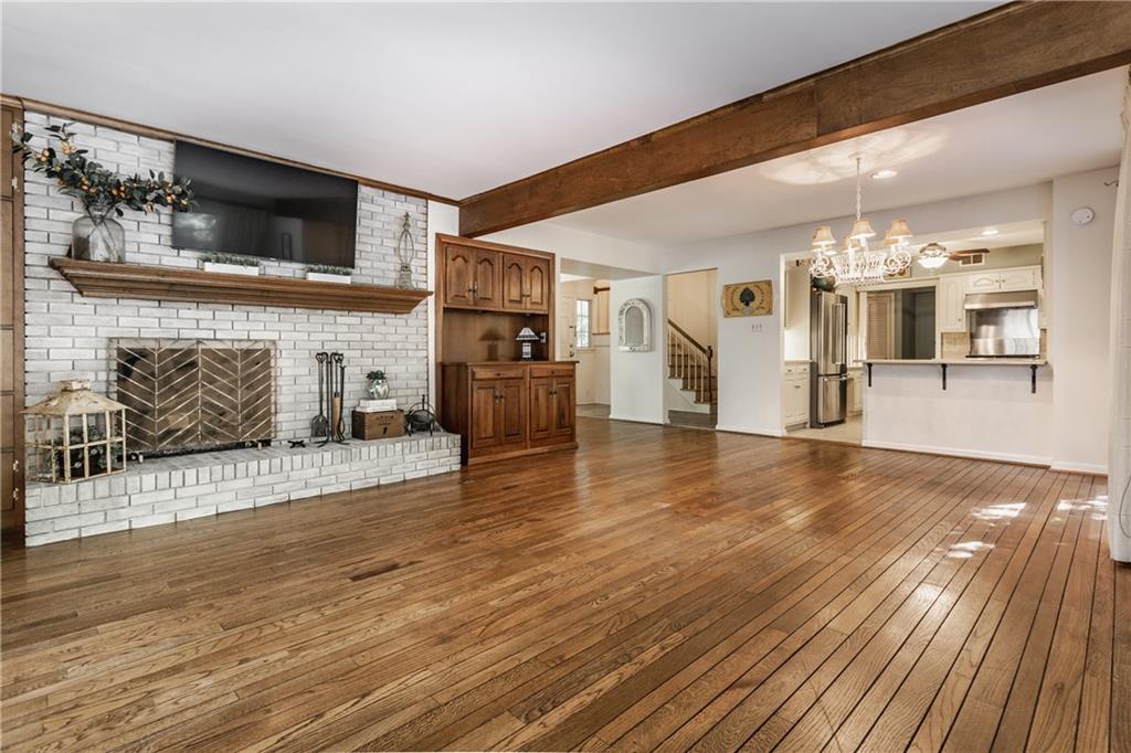 7919 Spring Mill Road Indianapolis, IN 46260 - Photo 13 of 54 Gallery Image 13