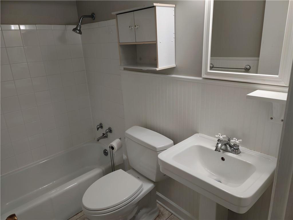 7919 Spring Mill Road Indianapolis, IN 46260 - Photo 20 of 54 Gallery Image 20