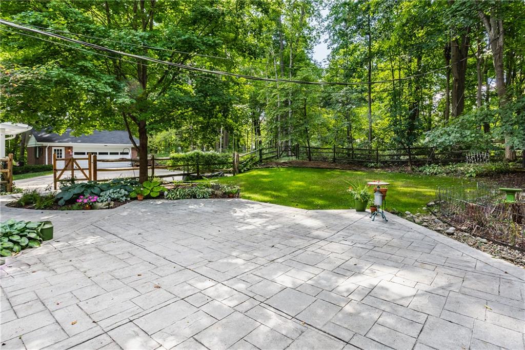7919 Spring Mill Road Indianapolis, IN 46260 - Photo 39 of 54 Gallery Image 39
