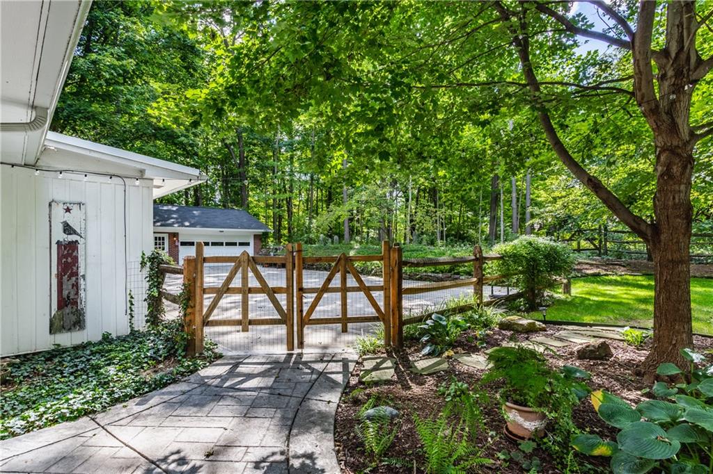 7919 Spring Mill Road Indianapolis, IN 46260 - Photo 40 of 54 Gallery Image 40