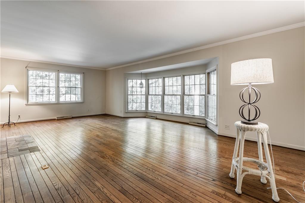 7919 Spring Mill Road Indianapolis, IN 46260 - Photo 4 of 54 Gallery Image 4