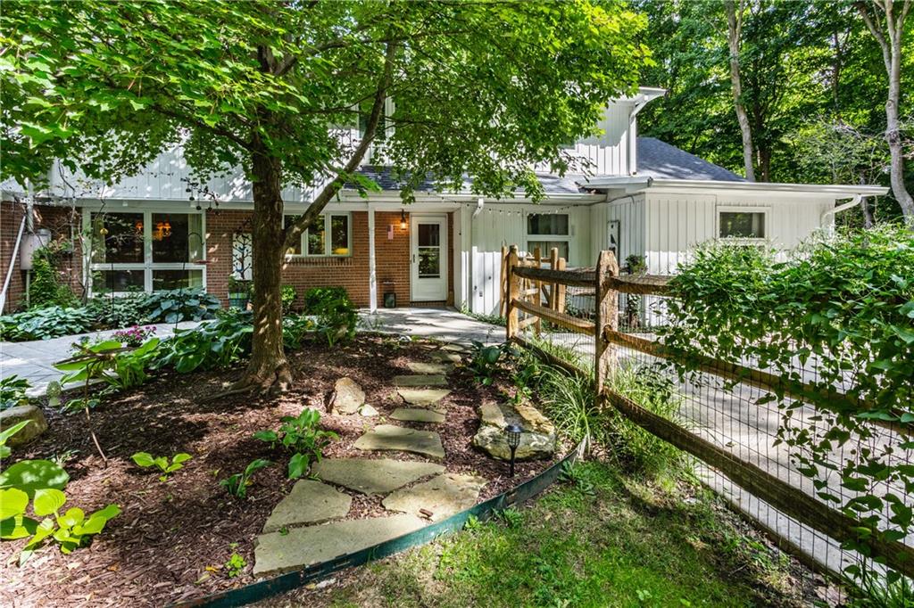 7919 Spring Mill Road Indianapolis, IN 46260 - Photo 41 of 54 Gallery Image 41