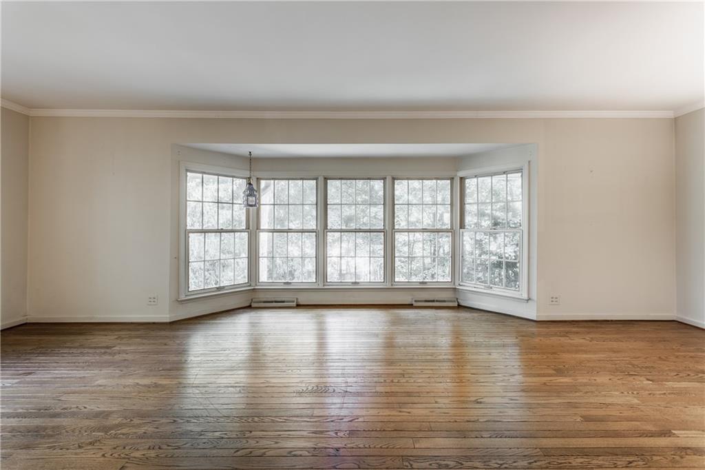 7919 Spring Mill Road Indianapolis, IN 46260 - Photo 5 of 54 Gallery Image 5