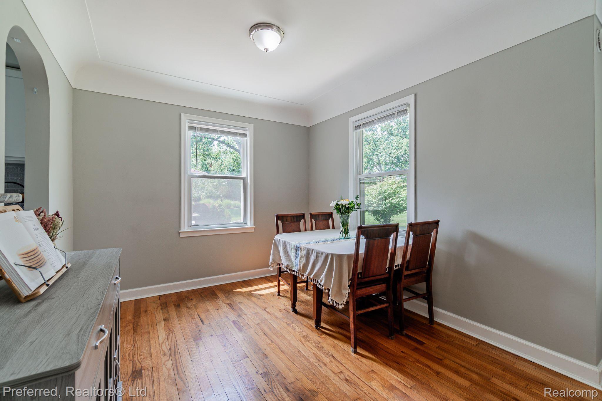 14116 Stark Road Livonia, MI 48154 - Photo 9 of 33 Gallery Image 9
