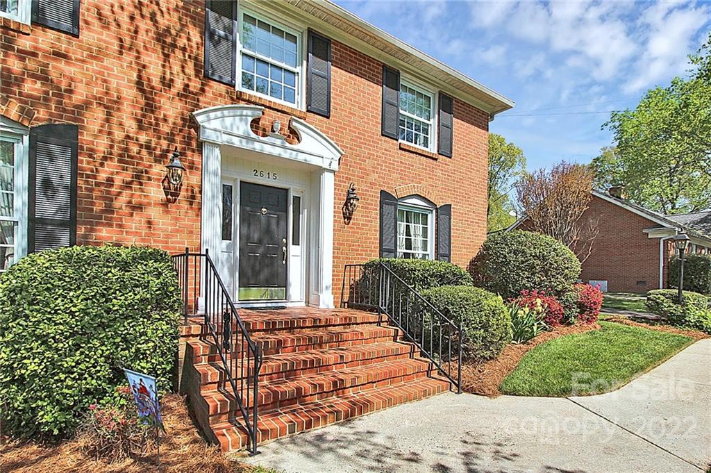 2615 Lilly Mill Road Charlotte, NC 28210 - Photo 5 of 45 Gallery Image 5