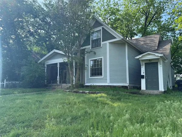 $1,250 | 224 West Hull Street, Unit A, Denison, TX 75020