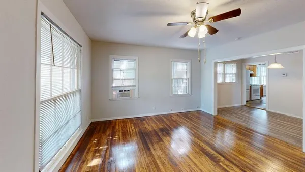 $1,250 | 224 West Hull Street, Unit A, Denison, TX 75020