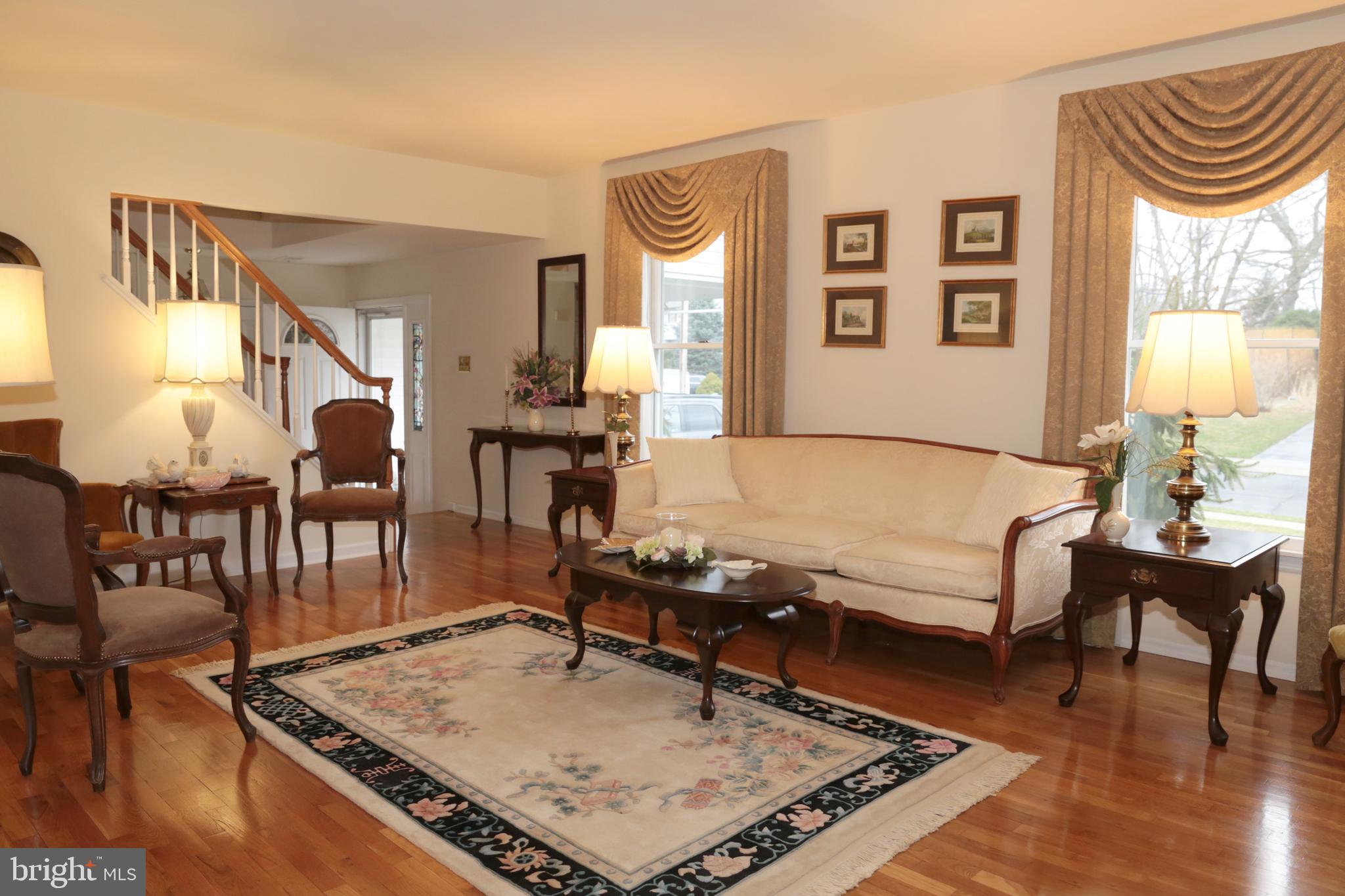 29 Wolfpack Road Hamilton, NJ 08619 - Photo 25 of 49 Formal Living Room