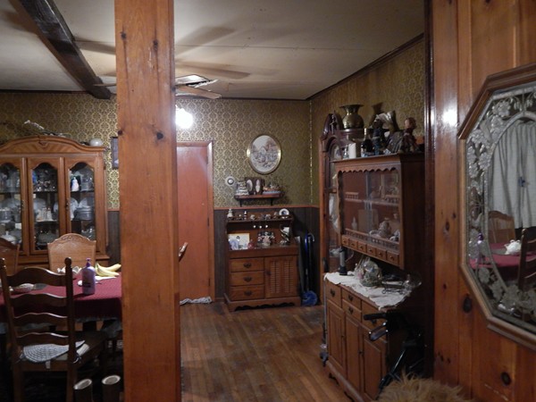 77 East Street Clinton, MA 01510 - Photo 7 of 11 Gallery Image 7