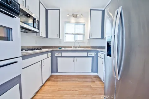 $2,250,000 | 219 Avenida Granada, San Clemente, CA 92672