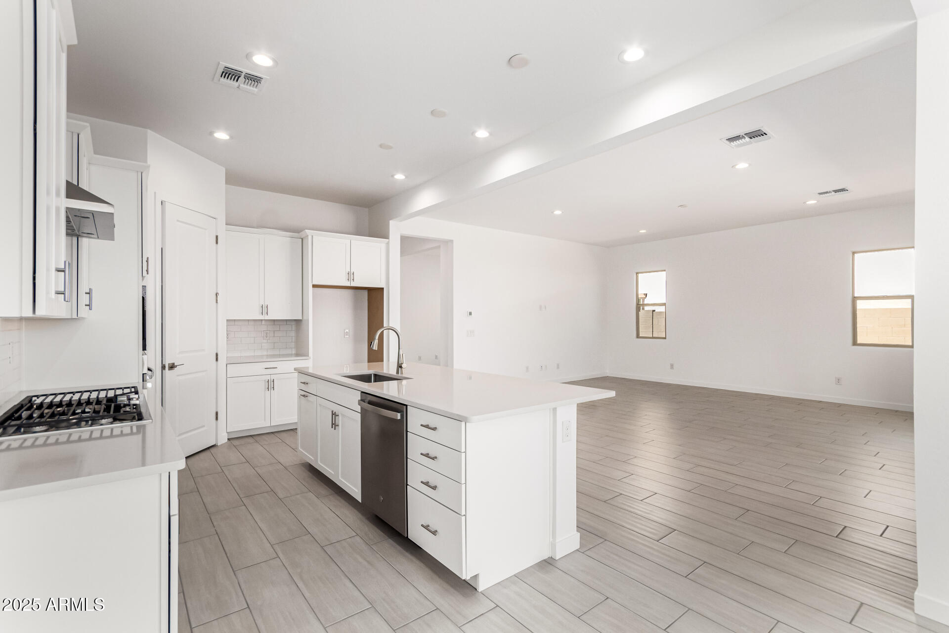 20155 West Monterey Way Buckeye, AZ 85396 - Photo 3 of 41 14-Monterey
