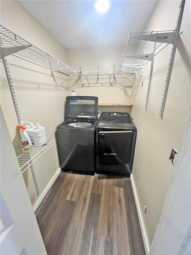 2095 Schilling Road Palmyra, NY 14522 - Photo 13 of 40 Laundry with access to attic crwlspace