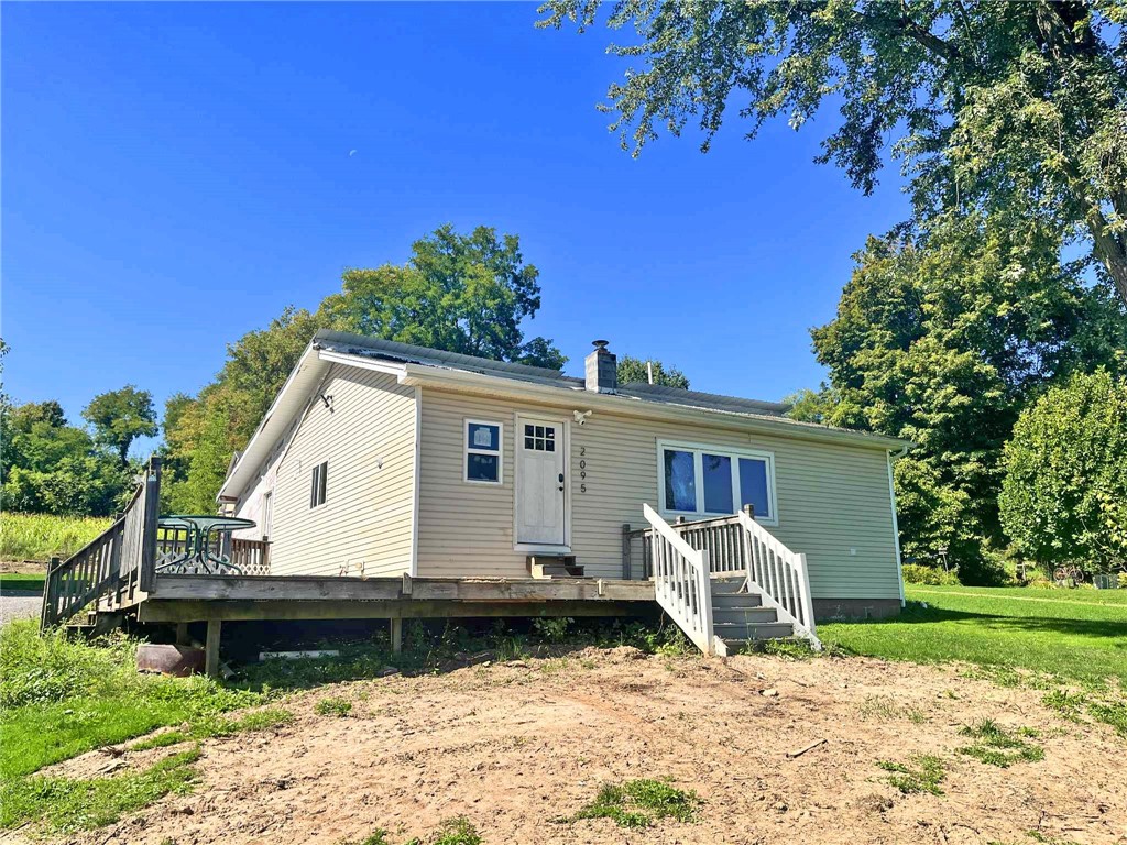 2095 Schilling Road Palmyra, NY 14522 - Photo 4 of 40