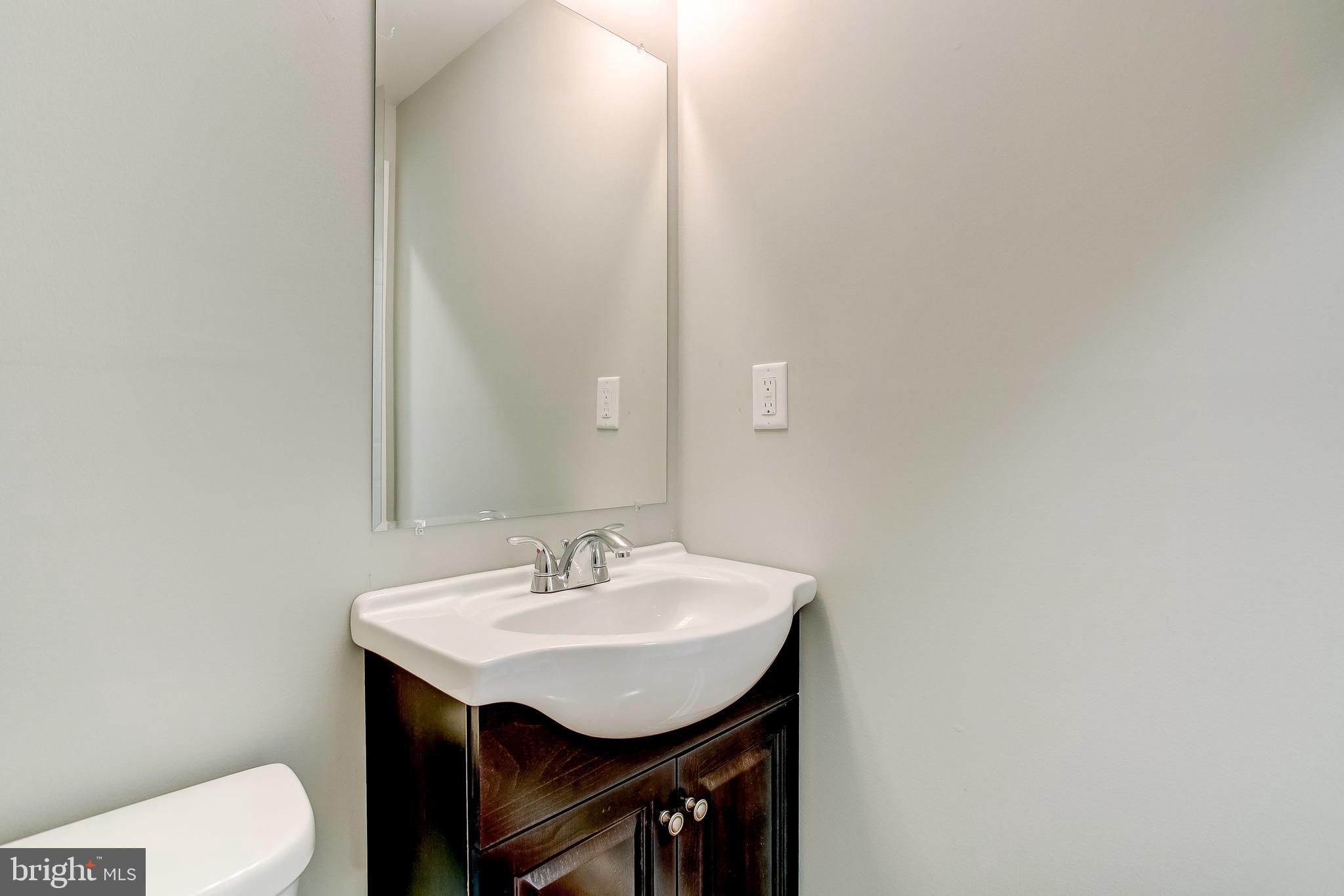 803 North Point Road Baltimore, MD 21224 - Photo 15 of 30 Gallery Image 15