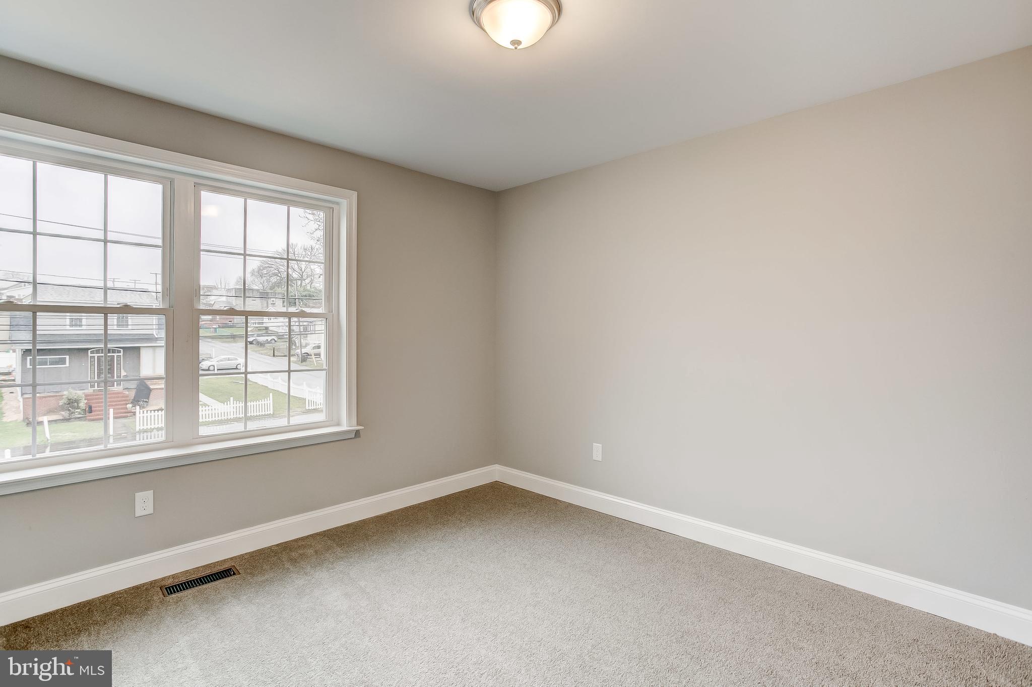 803 North Point Road Baltimore, MD 21224 - Photo 17 of 30 Gallery Image 17