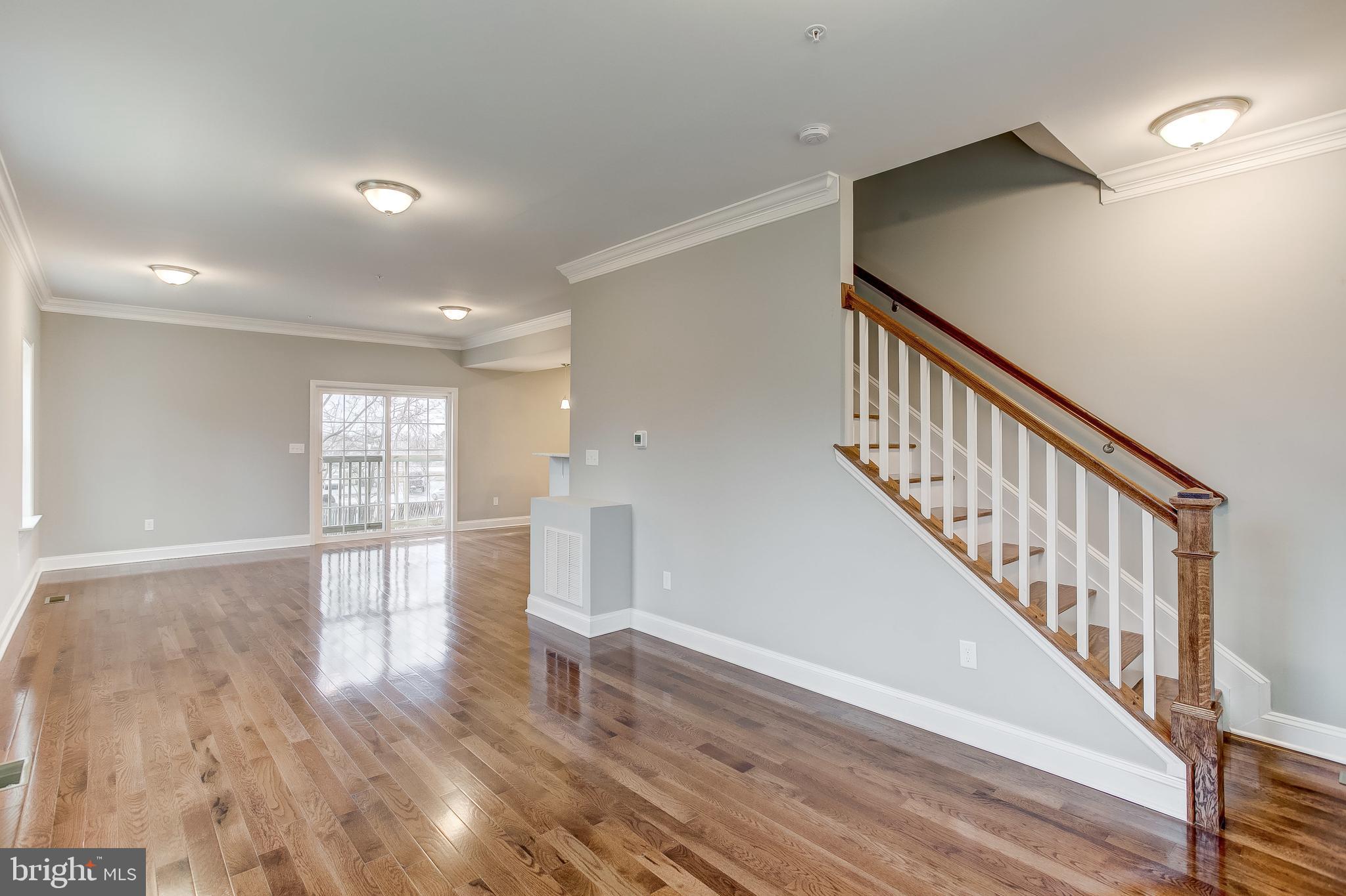 803 North Point Road Baltimore, MD 21224 - Photo 4 of 30 Gallery Image 4