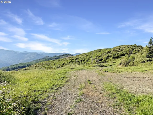 $150,000 | 466 Gardner Ridge Road, Brookings, OR 97415