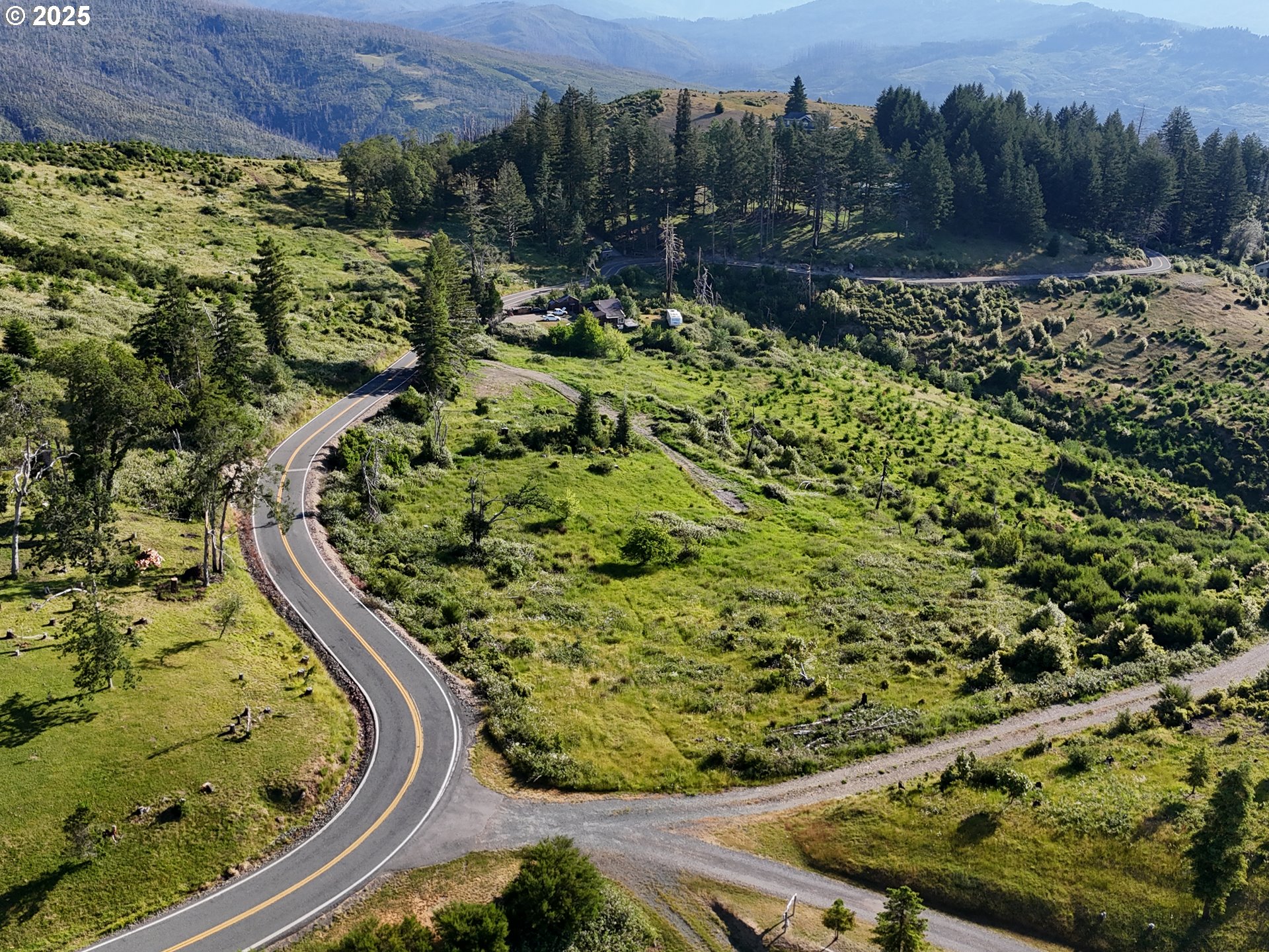 466 Gardner Ridge Road Brookings, OR 97415 - Photo 2 of 19
