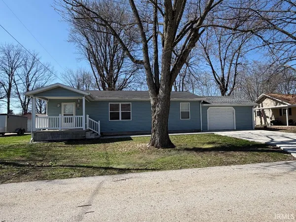 $174,000 | 205 East Lewis Street, Carlisle, IN 47838