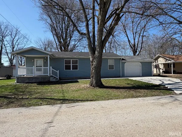 $174,000 | 205 East Lewis Street, Carlisle, IN 47838