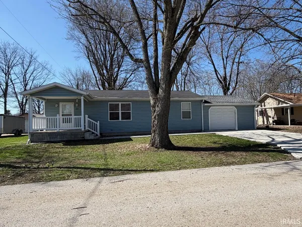 $174,000 | 205 East Lewis Street, Carlisle, IN 47838