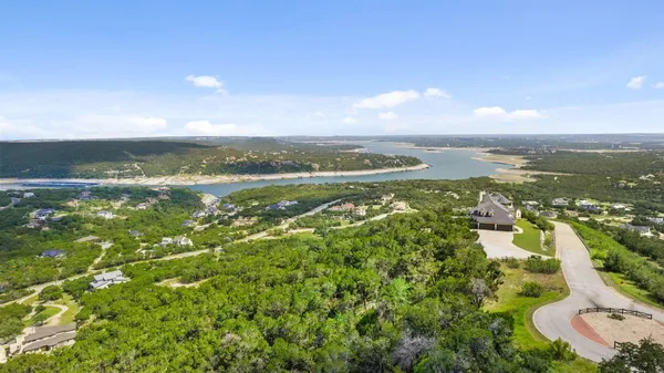 $390,000 | 17933 Ranchland Hill Vista, Jonestown, TX 78645