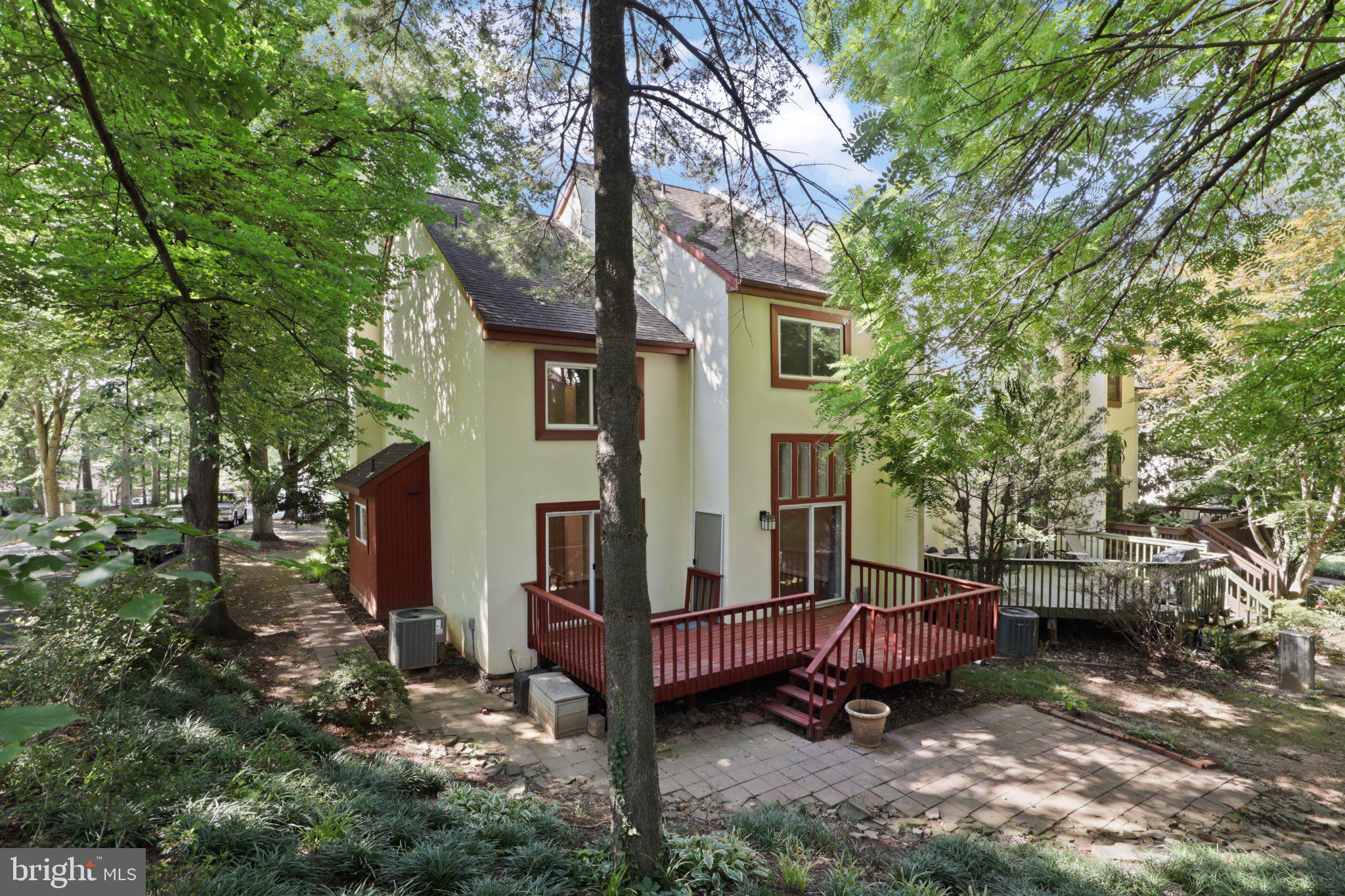 1595 Inlet Court Reston, VA 20190 - Photo 39 of 44 Gallery Image 39