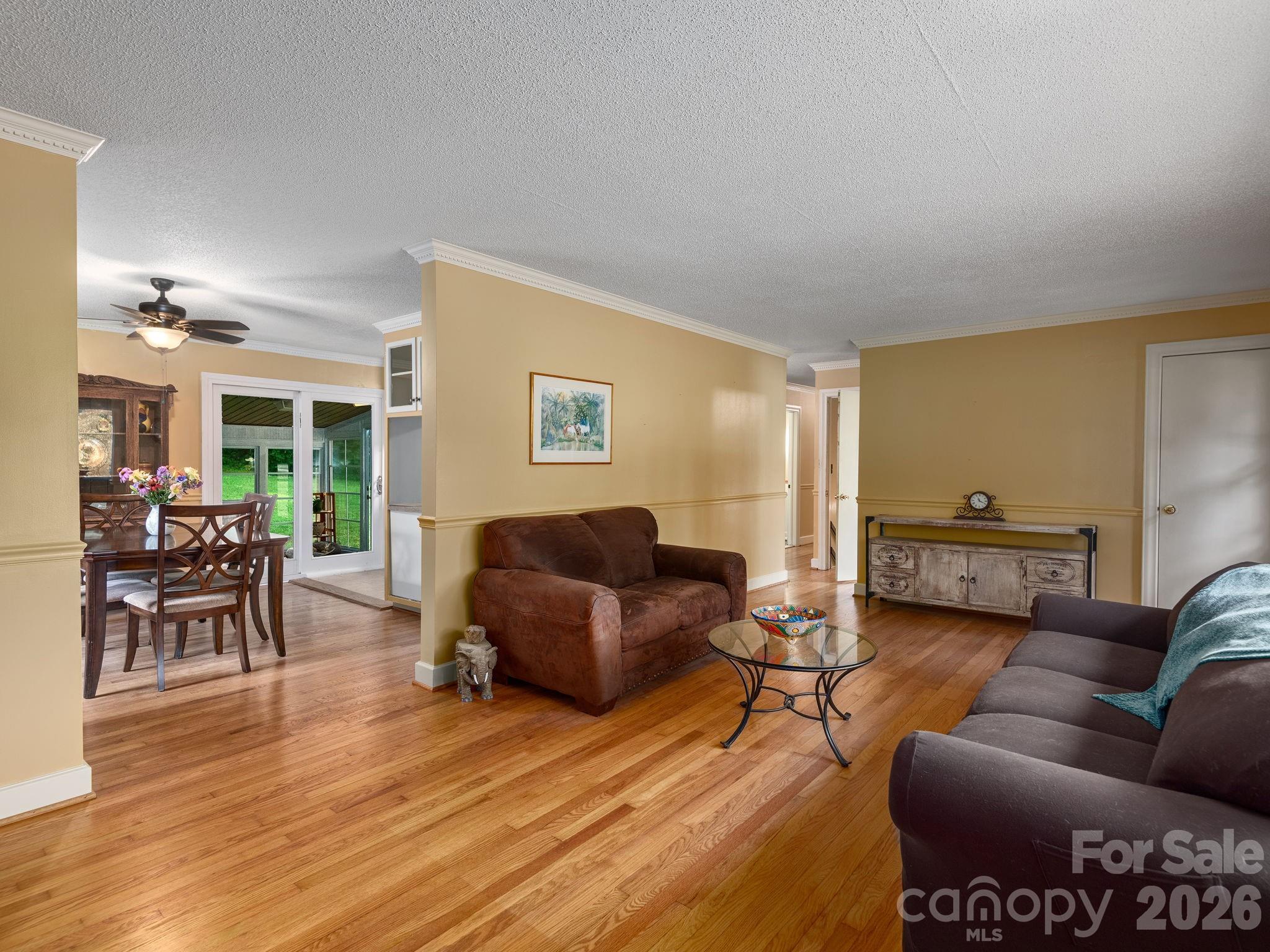 112 Lyndale Road Hendersonville, NC 28739 - Photo 5 of 30