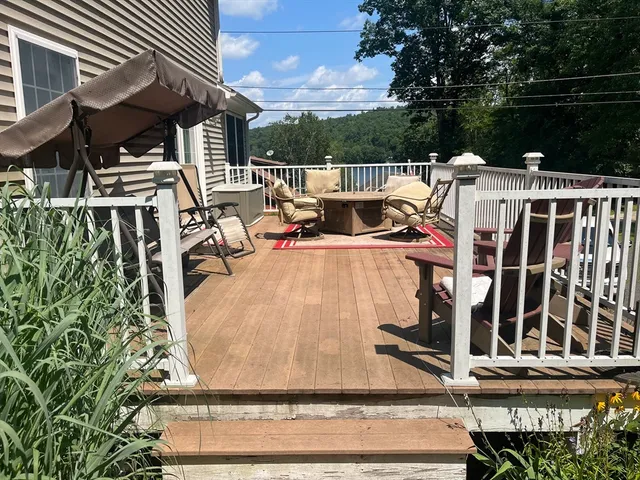 $649,000 | 85 Lake Drive, Shutesbury, MA 01072