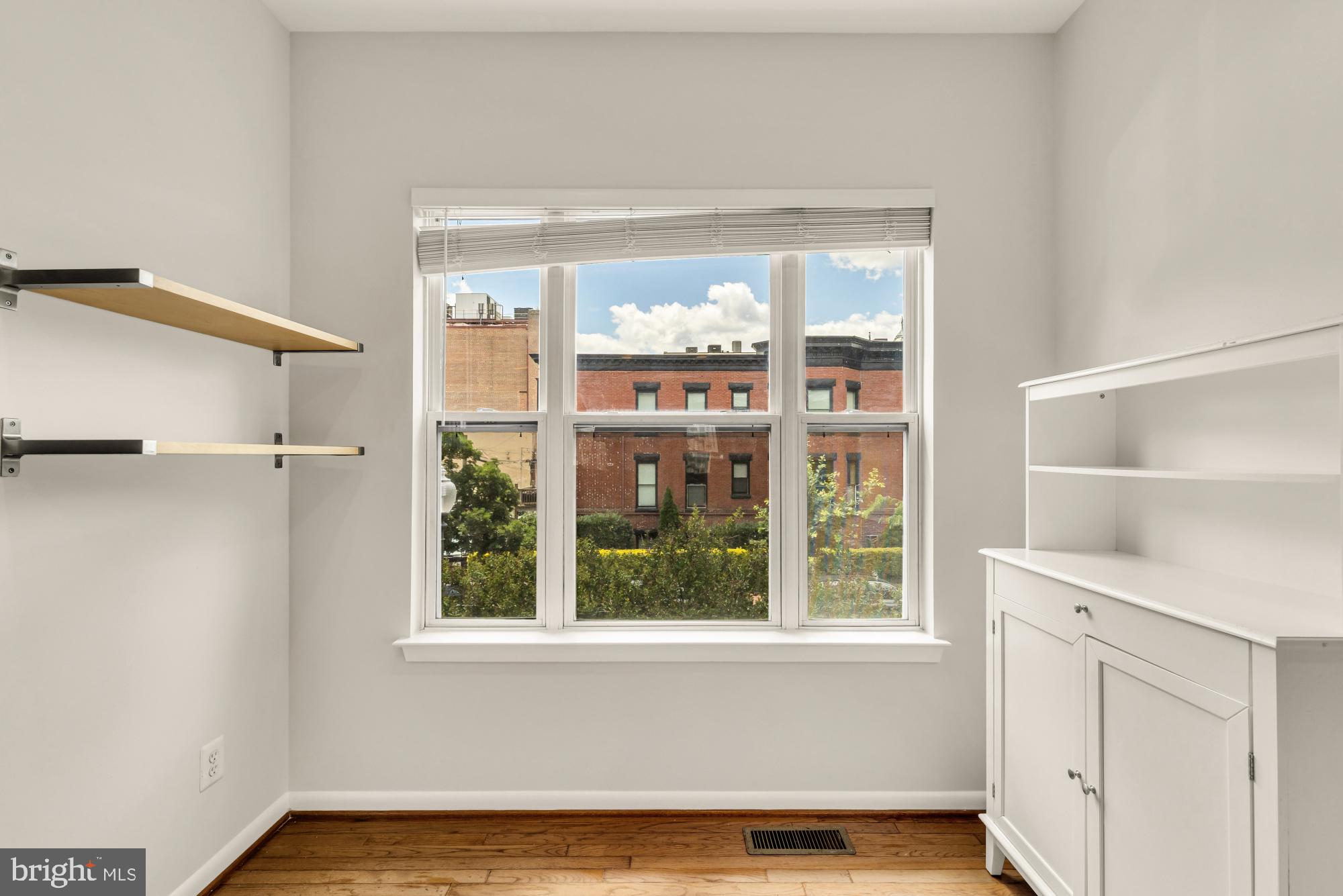1227 V Street Northwest Washington, DC 20009 - Photo 22 of 38
