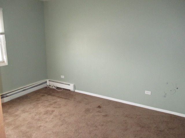 10324 Ridgeland Avenue, Unit 303 Chicago Ridge, IL 60415 - Photo 2 of 12