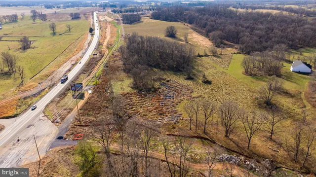 $499,999 | Lewisville Rd Summit Point, Summit Point, WV 25446