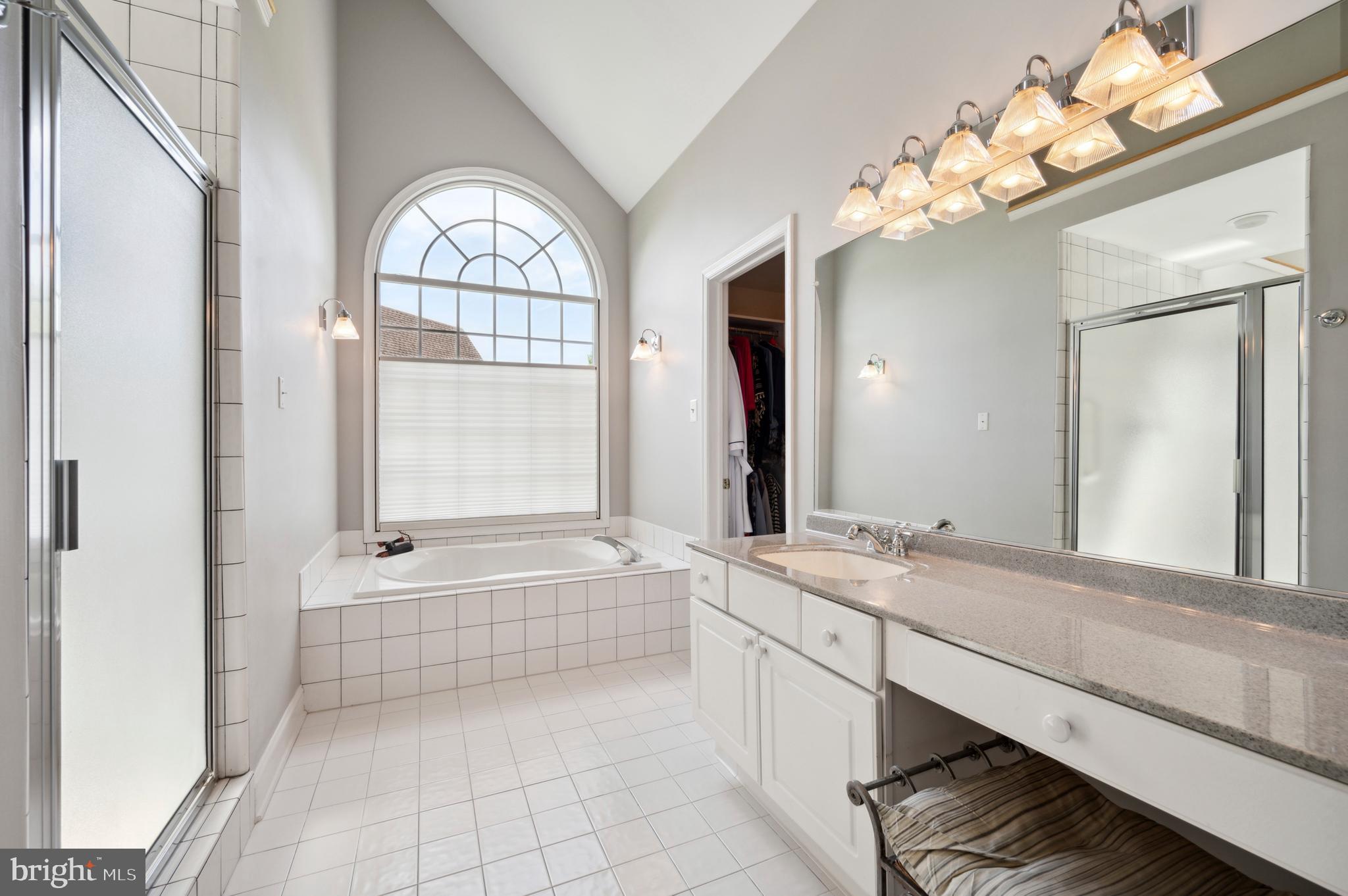 4 Stoney End Road Broomall, PA 19008 - Photo 33 of 50 Right side of double bathroom in Primary bedroom