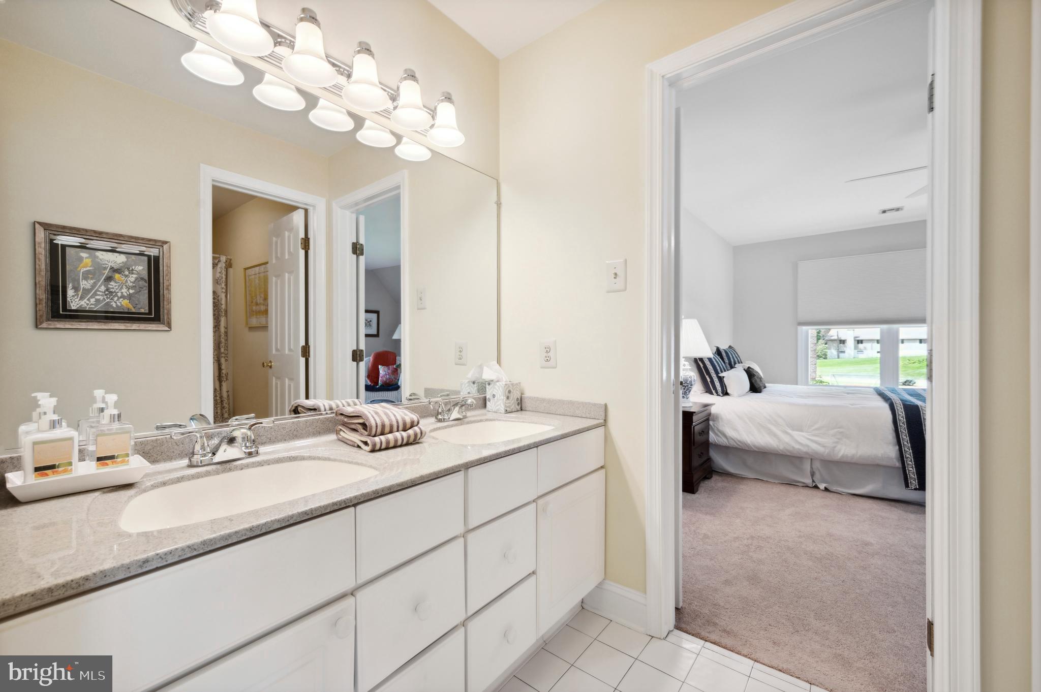 4 Stoney End Road Broomall, PA 19008 - Photo 40 of 50 Double vanity in Jack and jill