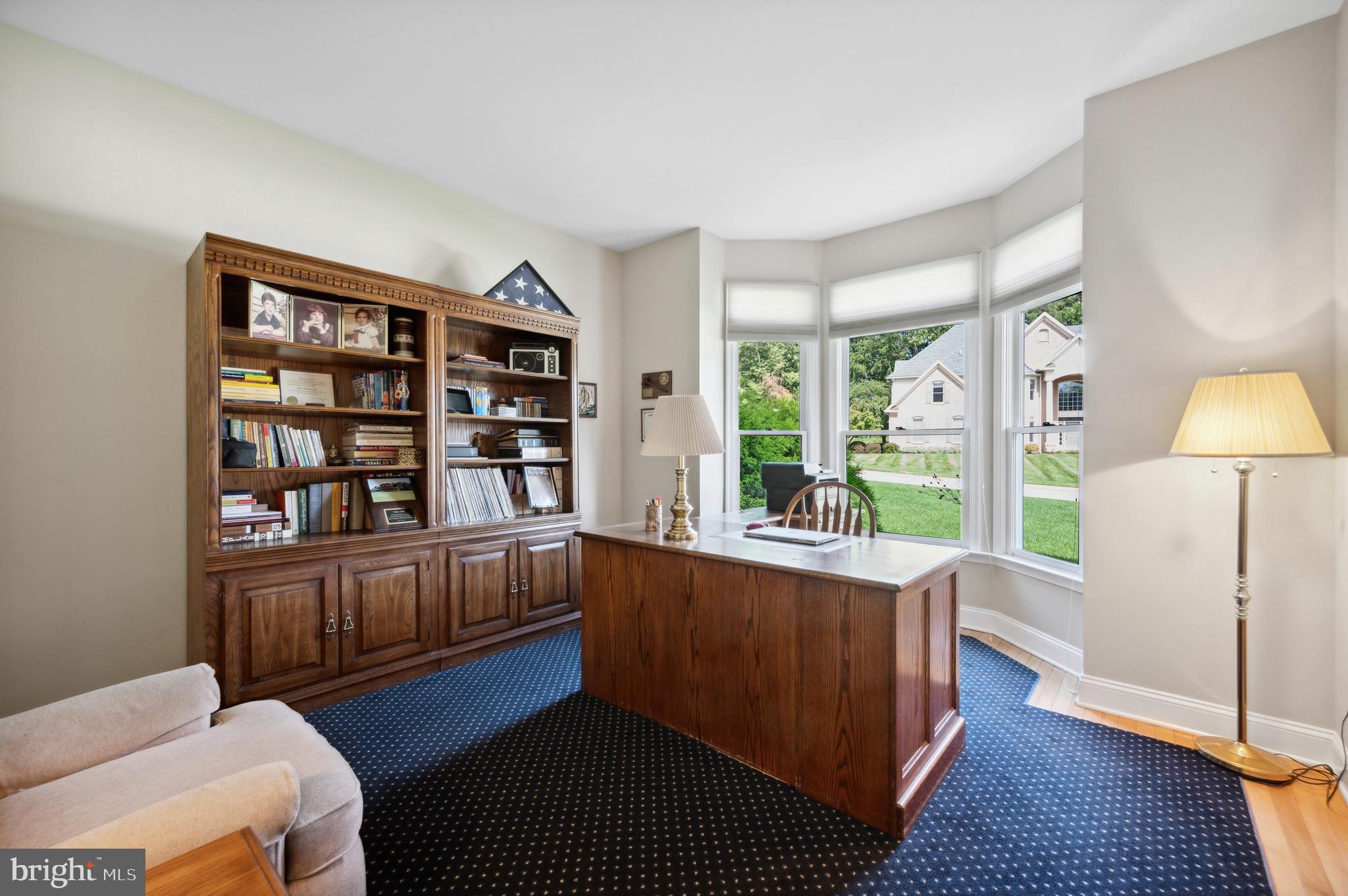 4 Stoney End Road Broomall, PA 19008 - Photo 5 of 50 Office to the right of front stairs