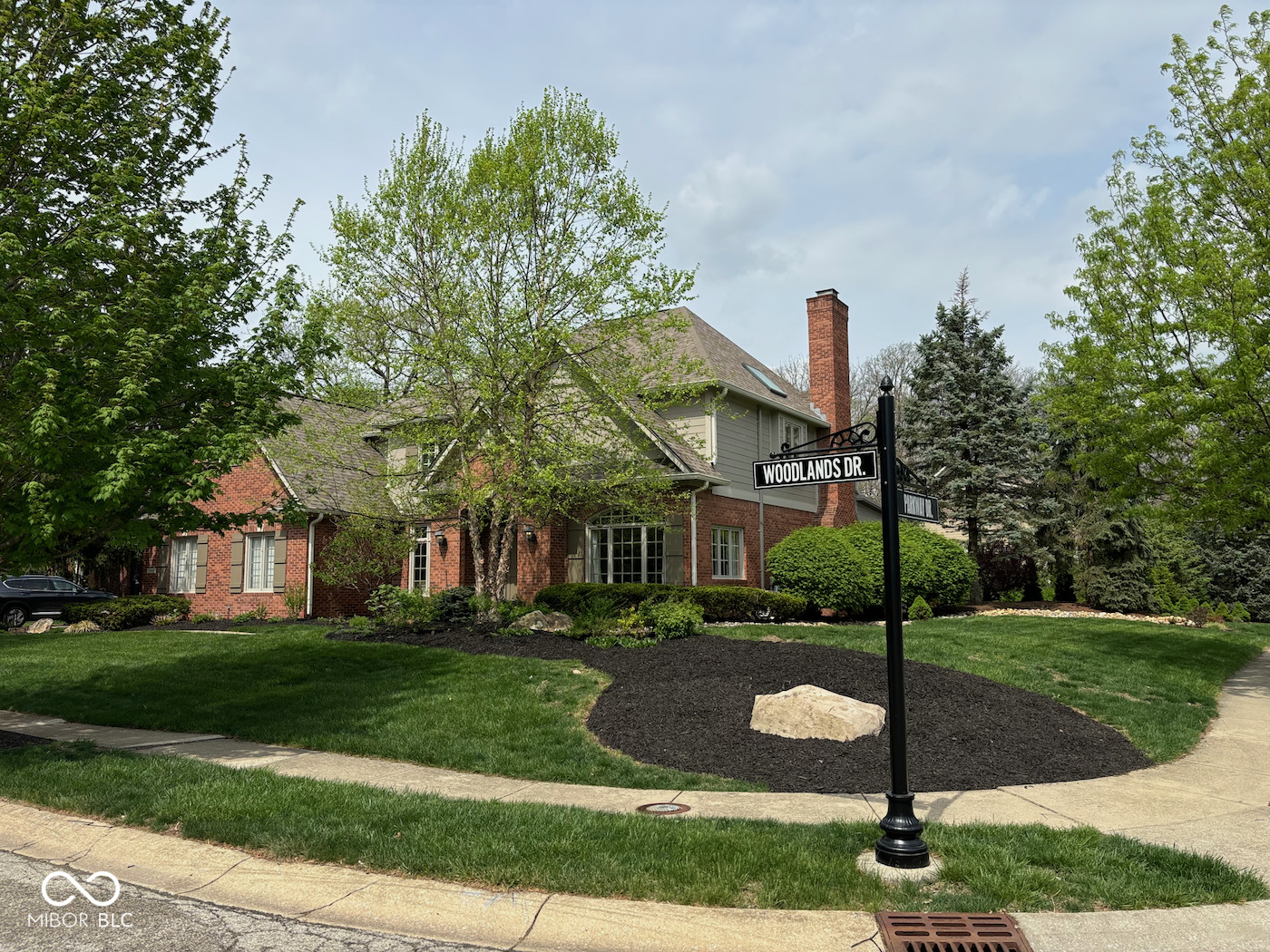 9980 Woodlands Drive Fishers, IN 46037 - Photo 2 of 51