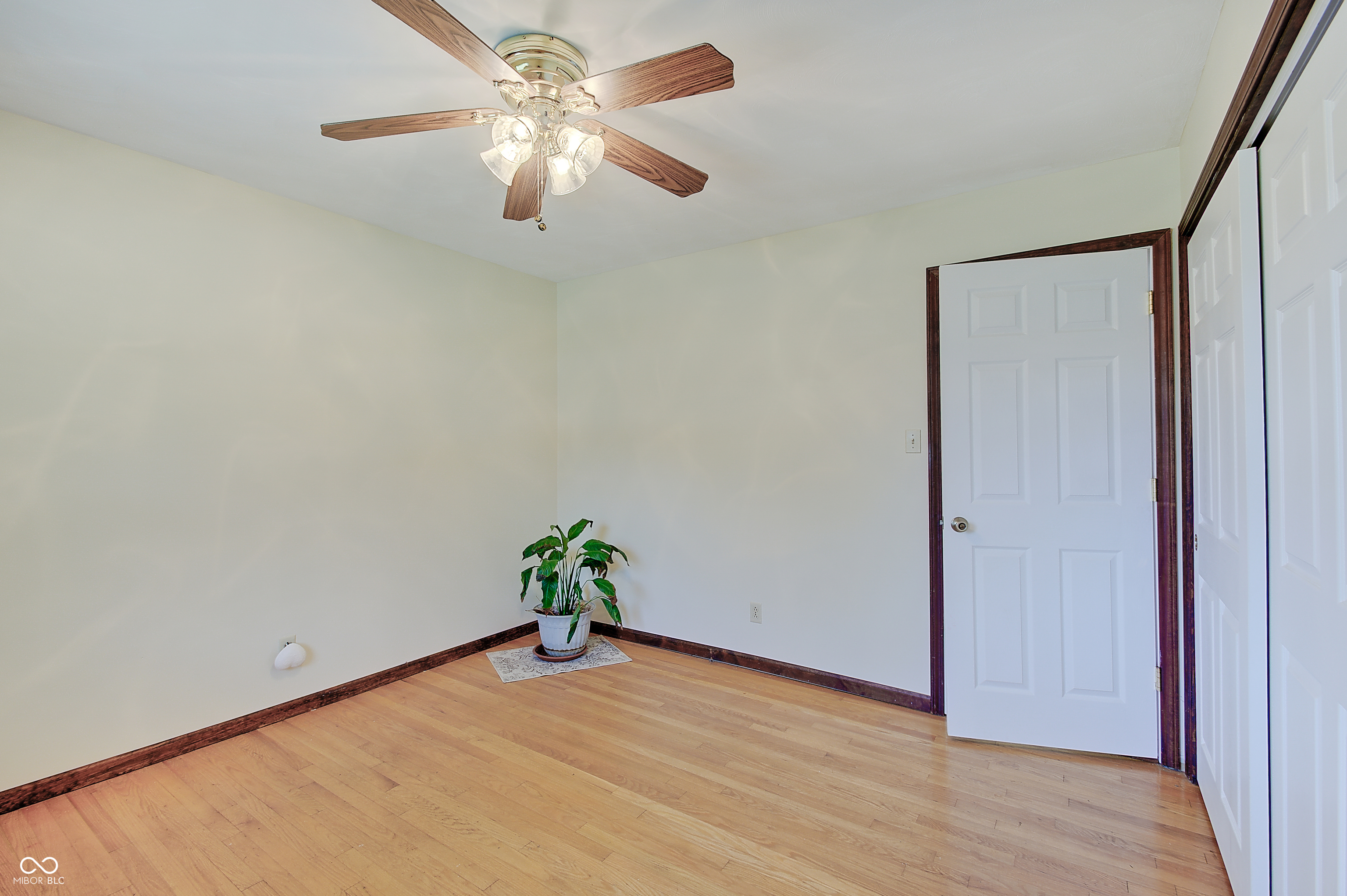 608 Ralston Road Indianapolis, IN 46217 - Photo 25 of 37