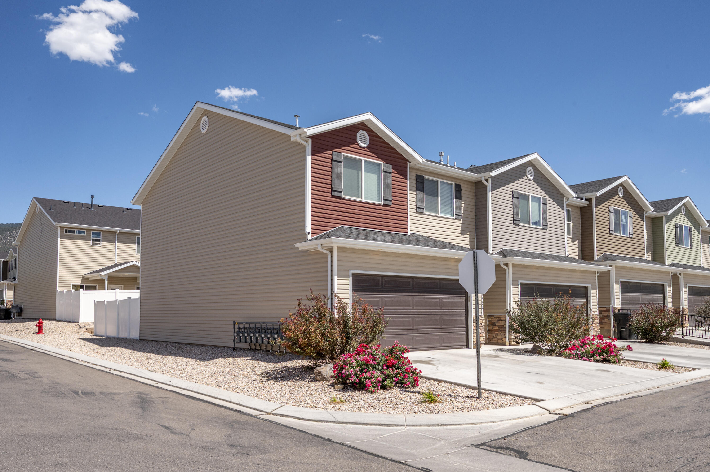 3074 175 E Street Cedar City, UT 84721 - Photo 2 of 34 3074 N 175 E-11