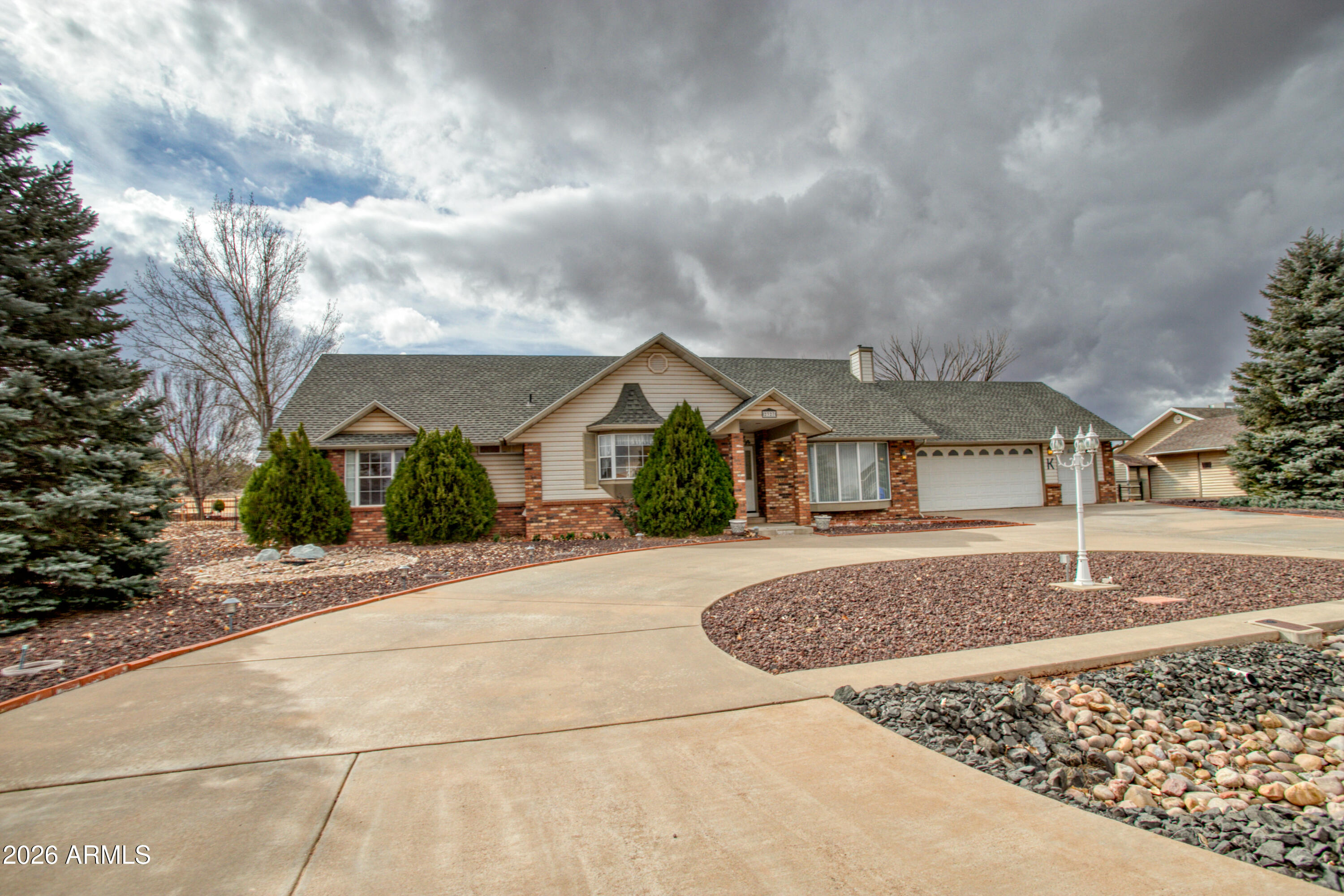 2327 Ridge Road Snowflake, AZ 85937 - Photo 2 of 21 Front View