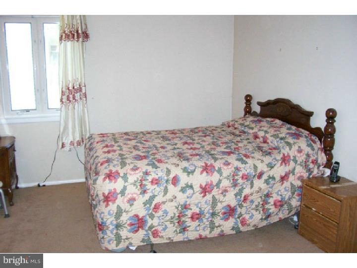 3150 Bogle Road Bensalem, PA 19020 - Photo 13 of 25 Bedroom - Main