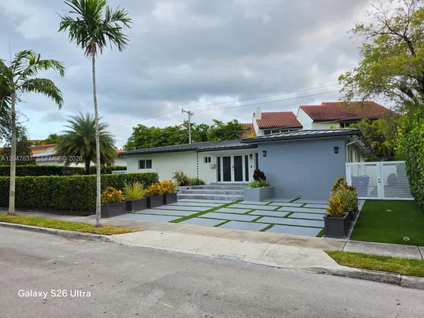 $13,500 | 3504 Crystal View Court, Miami, FL 33133