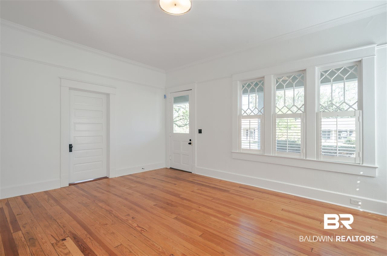 1565 Blair Avenue Mobile, AL 36604 - Photo 7 of 34