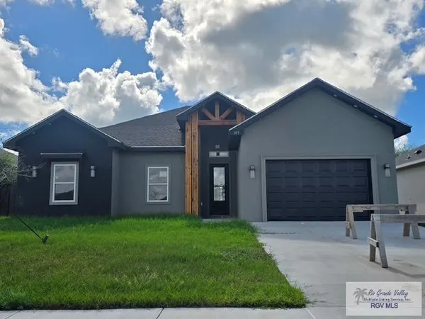 $2,300 | 105 Republic Circle, San Benito, TX 78586